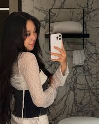 韓國「MZ世代指標」李泳知真實又討人愛！迅速圈粉8件事：最年輕 ...