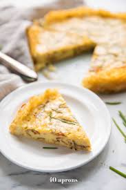 This Whole30 Quiche Lorraine With Hash Brown Crust Is The Perfect Whole30 Mother S Day Brunch Recipe Wi Whole 30 Breakfast Paleo Brunch Recipes Brunch Recipes
