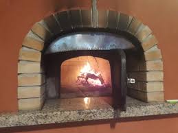 Senza di questo infatti, tutti i nostri sforzi vengono. Pizza Con Forno A Legna Picture Of La Capannina Di Grassona Cesara Tripadvisor