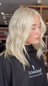 Creamy Blonde babylights to brighten up 👱🏻‍♀️ , @georgia.cassidyy 🔥🤩,  @schwarzkopfproanz , #hairbythelma #creamyblondehair #davidleehair  #schwarzkopfpro #blondmeschwarzkopf #foreveryyou #hairformula ...