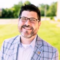 Darren Crowder's Instagram, Twitter & Facebook