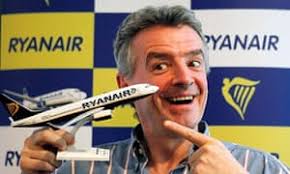 Michael O ' Leary, CEO a majiteľ Ryanair po príchode do hotela v Manchestri  odišiel do baru a vypýtal si jedno pivo Guinness. Barman: "bude to za 1£,  prosím, pán. O '