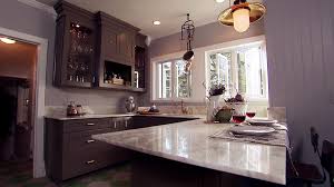 Host kevin o'connor helps a homeowner refinish his kitchen cabinets. Painting Kitchen Walls Pictures Ideas Tips From Hgtv Hgtv