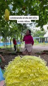 Vídeos de 👑🍁Norma Paz🇭🇳🍁👑 (@normispaz) con «sonido original