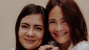 Ces créatrices toulousaines de bijoux sont les stars de la série "Emily in  Paris"