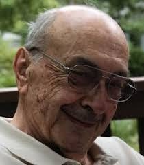 Paula Brault's Instagram, Twitter & Facebook