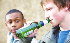 3 Arrestados por traer armas Culpable por ocultar pruebas en la muerte de  su nieta Ley estatal prohibiría impuestos por acciden