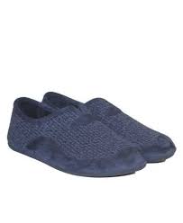 Te traemos una selección de zapatillas de deporte para hombre con todo lo que esperas: Zapatillas De Casa Cerradas Para Hombre Garzon 8950 251 Azules