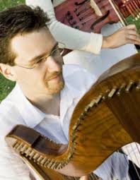 Internationales Konzert der Vielsaitigen