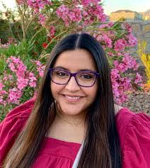 Ellie Kaplan's Instagram, Twitter & Facebook