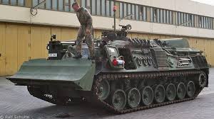 Pionierpanzer 2 Dachs Bw Bw Fahrzeuge Gepanzerte Fahrzeuge Militarfahrzeuge