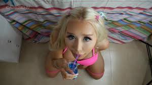 Amanda Toy fucks older man and creampie