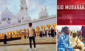 Toplam 1.127 ilkay gündoğan haberi bulunmuştur. Lkay Gundogan And Mesut Ozil Among Stars To Celebrate Eid Daily Mail Online