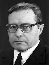 DISTINGUISHED GRADUATES IN MATHEMATICS OF JAGIELLONIAN UNIVERSITY IN THE  INTERWAR PERIOD. PART II: 1926‒1939 WYBITNI ABSOLWENC