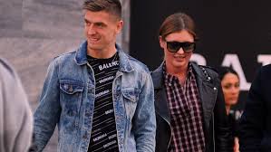 Born 1 july 1995) is a polish professional footballer who plays as a forward for bundesliga club hertha bsc and the poland national team. Krzysztof Piatek Z Zona Podroz Poslubna Rozpoczeli Od Wizyty W Nowym Jorku Sport