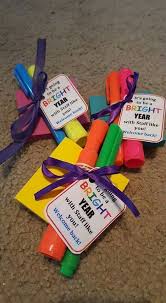 Welcome Back Gifts For Teachers Staff From Pta Bonne Idee School Teacher Gifts Welcome Back Gifts Teacher Treats