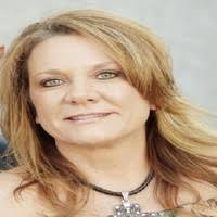 Dawn Groff's Instagram, Twitter & Facebook