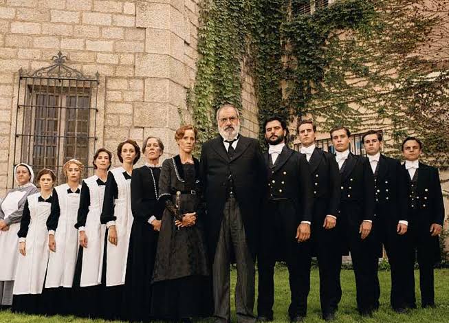 RTV's series La Promesa will reach Mediaset Italia at the end of 2023 -  Peris Costumes