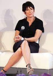 Charges against ghislaine maxwell for her role in the sexual exploitation and abuse a document containing the testimony of jeffrey epstein's alleged madame, ghislaine maxwell, has. Ghislaine Maxwell So Will Die Familie Ihren Ruf Retten Leute Bild De