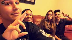 Erik pulgar y arturo vidal se sumarán a la concentración chilena en las próximas horas. Yanet Del Rey Sur Twitter Cncoupdatez Erickbriancolon Bellos Todos Y Si Esa Chica Es Tu Novia Bella Para Ti Y Muy Linda Parejita