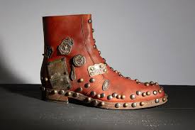 Made from leather, these tabi ankle boots from maison margiela cordially invite you to join the club. Photos Maison Margiela Men S Spring 2016 Shoe Collection Footwear News