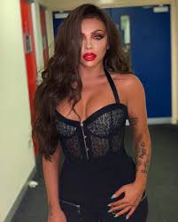 Odd one out, made by bbc three, aired on thursday on bbc one and revealed how comments from trolls had led the little mix star to attempt suicide. 51 Die Heissesten Bilder Von Jesy Nelson Boobs Beweisen Dass Der Himmel Auf Erden Ist Promi Fotos