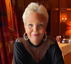 Hmmm... What you guys think??