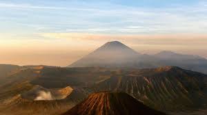 Road trip dengan mobil pribadi ke bali dinilai lebih aman dan murah dibandingkan naik pesawat pada masa pandemi. Panduan Transportasi Ke Bromo Dari Jakarta Bisa Naik Kereta Bus Dan Pesawat Tribunnews Com Mobile