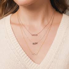 Collier Mama en or