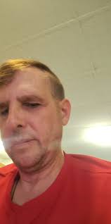 Hi all! I just wanted to introduce myself and share a photo I took. Thank  you for adding me! I've had MS for over 20 yrs.