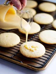 It pairs particularly nicely with a sugar cookie or a shortbread cookie that's not too sweet. Easy Sugar Cookie Icing Without Corn Syrup Pinch And Swirl