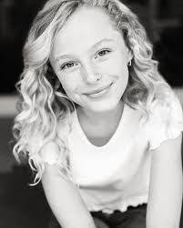 Heather Holt's Instagram, Twitter & Facebook