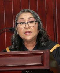 Establecen sinergias Poderes Judiciales de Tabasco y Campeche • Concluyen  especialización en Centro de Especialización Jud