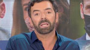 La rai non mi obbliga a cancellare il tatuaggio, avete un'idea strana dell'azienda. Beccata Cosi Alberto Matano Entra In Camerino E Scopre Andrea Delogu