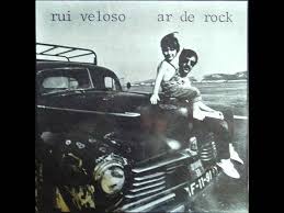 Certamente que o jovem rui veloso, nascido em lisboa mas crescido no porto, apaixonado pela guitarra e pela harmónica, pelos blues e por b.b. Artists Rui Veloso Afurada Lyrics