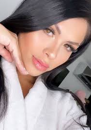 🌹 No boyfriend, no drama… just a single girl with a kind heart 💖 ➡️ Find  Me Here: https://cutt.ly/1r1zxMRz Waiting for someone to talk & share ✨