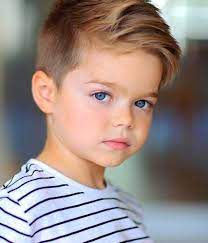 As toddlers and little boys transform into young teens, it's important that their cute boy hairstyles reflect their personality. Mens Haircut Toddler Boy Haircuts Boys Haircuts Baby Boy Haircuts