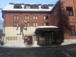 Тальяно сдал своего босса федералам, и теперь, в рамках программы по защите свидетелей. 1847 Brenneriet Lillehammer Restaurant Reviews Photos Phone Number Tripadvisor