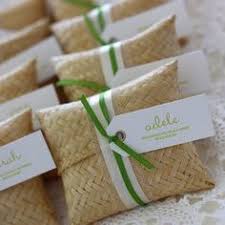 Each Little Pouch Contains The Most Divine Smelling Frangipani Soa Regalos De Boda Para Invitados Detalles De Boda Hechos A Mano Favores De Boda Para Invitados