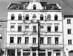 Balkon, gäste wc, einbauküche, zentralheizung. Vanoni Haus Deggendorf Regiowiki Niederbayern