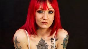 Masterchef star who joined OnlyFans contacts police after racy pics shared  on WhatsApp - Daily Star