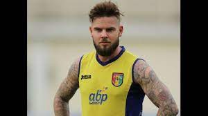 Danny guthrie das profil des spielers gibt an, an welchen spielen und wettbewerben er mitgewirkt und welche statistiken es dazu gibt. Persib Bandung Akan Diperkuat Eks Liverpool Sudah Terbang Dari Inggris Ke Bandung Tribun Jabar
