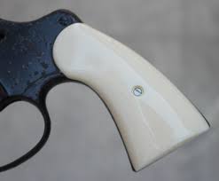 Image result for Le Havre Beige 1987 Colt