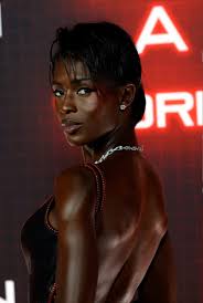 Vanessa Keys 🫧🩵🫧 (@PinkColiflower)