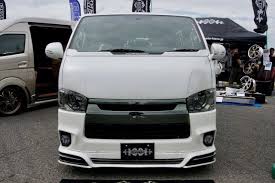heartsカスタムハイエース ａｓｔｒｏｎフロントハーフスポイラー スーパーカーニバル2016 トヨタハイエース ハイエース ハイエース カスタム