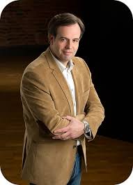 I'm javier correa from las cruces, nm, and i look forward to working with you. File Fotografia Del Escritor Javier Correa Jpg Wikimedia Commons