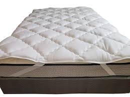 Luxury mattresses usually include modern design features and technologies which budget mattresses do not. Amazon Com Jensen Thermoshield Luxury Pillow Top Mattress Pad Thick 2 Mattress Topper Bed Toppers For All Standard Bed Sizes Plush Mattress Pad Bed Cushion For Mattresses Waterbed Qn