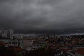 Resultado de imagem para chuva em sp