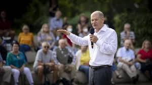 Olaf scholz wurde im juni 1958 in osnabrück geboren und wuchs in hamburg auf. Insa Umfrage Zu Kanzlerkandidaten Laschet Jetzt Erstmals Hinter Scholz Und Baerbock Politik Nordbayern