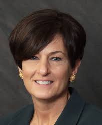 Dana Ponder's Instagram, Twitter & Facebook